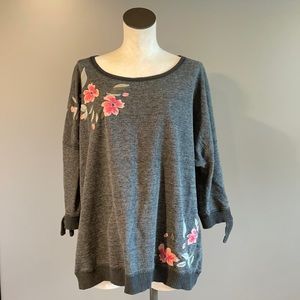 EUC Maurices 3/4 Sleeve Sweatshirt. Plus size 2